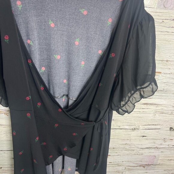 Torrid Black Blouse with Pink Floral Pattern - Picture 3 of 8